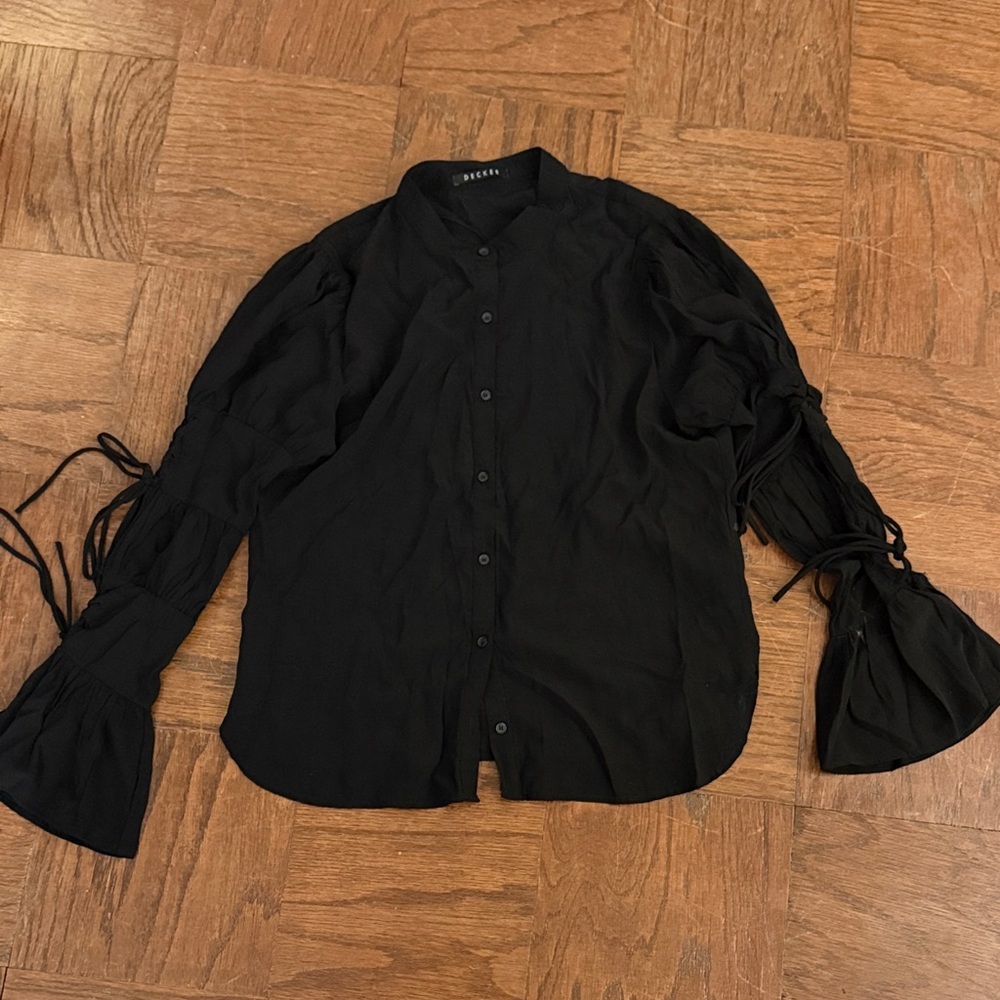 Decker Women’s Black Casual Button-Down Shirt